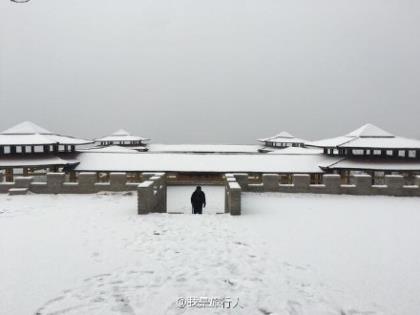 祝贺朋友毕业的祝福语（毕业祝福语简短文艺）